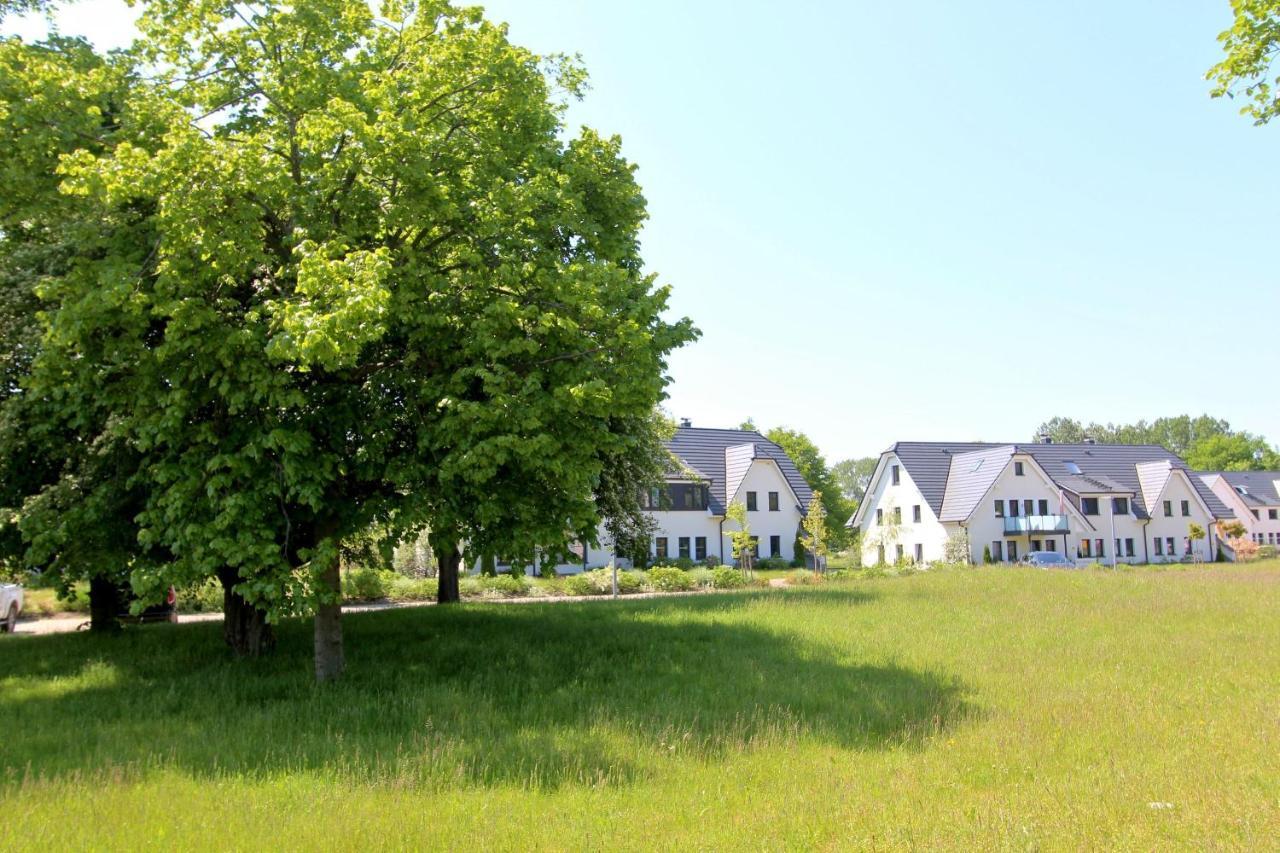 Strandnahe Fewo Mit Terrasse, Gratis Nutzung Vom Ahoi Erlebnisbad Und Sauna In Sellin - Rex Rugia Fewo 28-3 Lobbe Luaran gambar