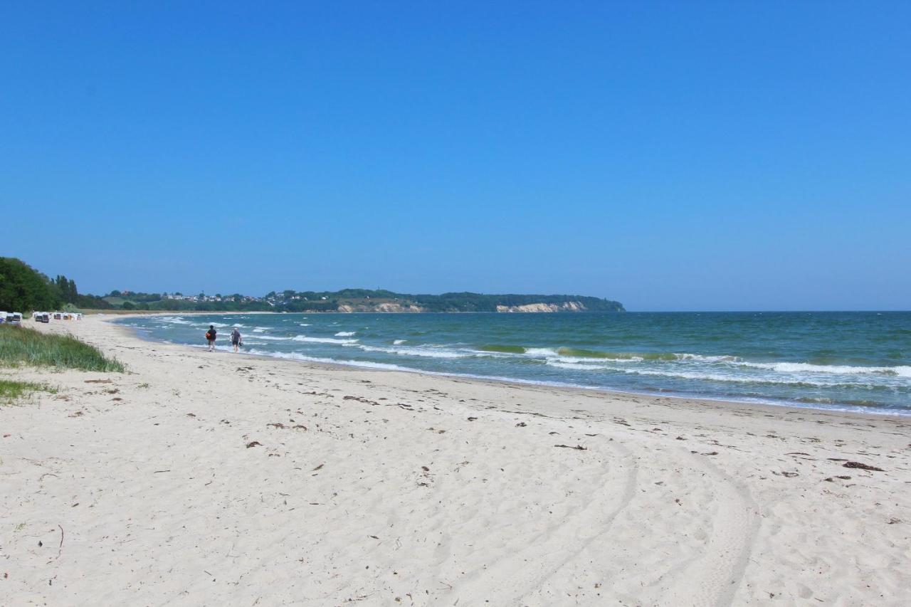 Strandnahe Fewo Mit Terrasse, Gratis Nutzung Vom Ahoi Erlebnisbad Und Sauna In Sellin - Rex Rugia Fewo 28-3 Lobbe Luaran gambar